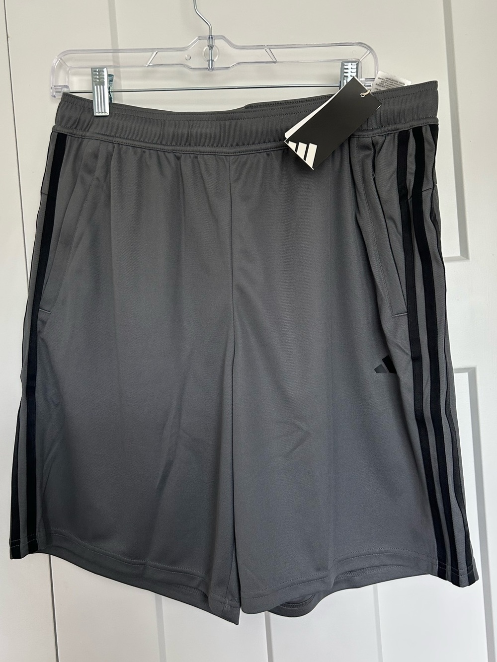 NWT L adidas Men's Gray Athletic Shorts Zip pockets tie front with Side Stripes